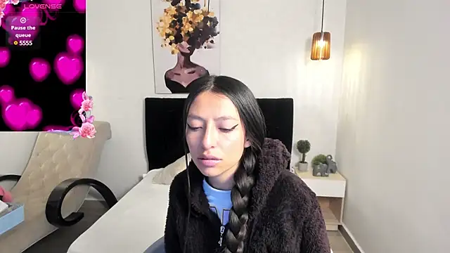 Snapshot of Scarlett__bell chatting on 03/12/25, 12:47 Scarlett bell online show from 03/12/25, 12:47