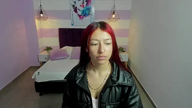 Snapshot of Scarlett__bell chatting on 11/10/25, 01:10 Scarlett bell online show from 11/10/25, 01:10