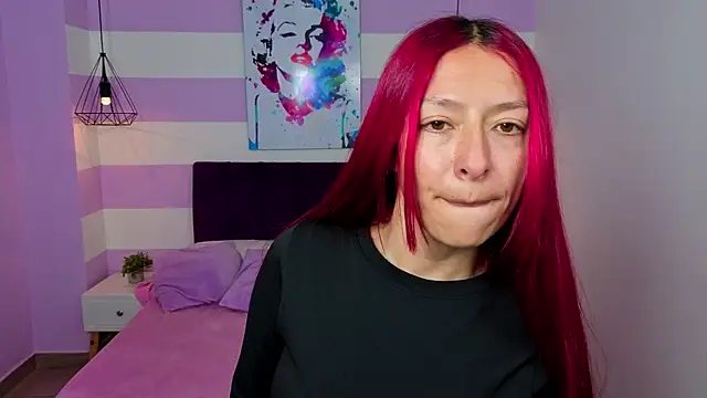 Snapshot of Scarlett__bell chatting on 05/04/26, 11:28 Scarlett bell online show from 05/04/26, 11:28