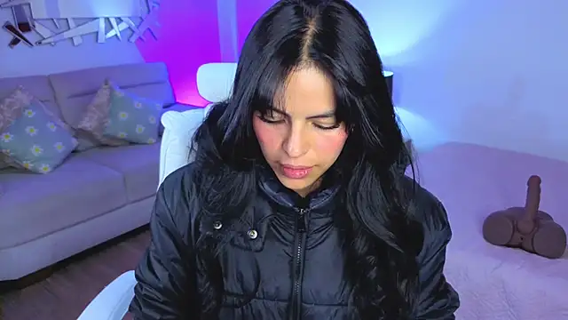 Eliie Ruizz online show from 04/10/26, 04:28