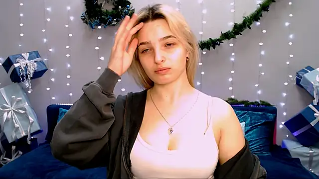 tendermeow online show from 12/23/24, 01:13