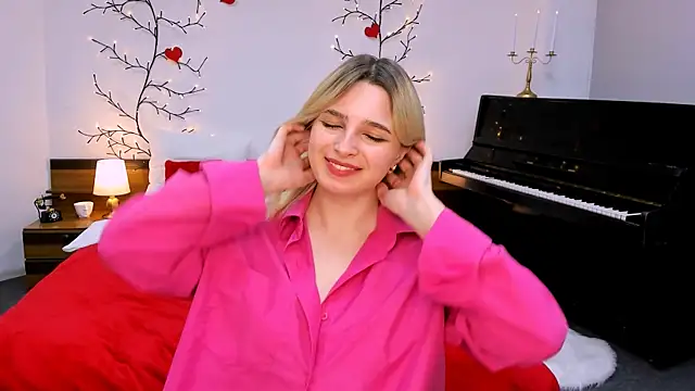 tendermeow online show from 03/08/25, 02:23