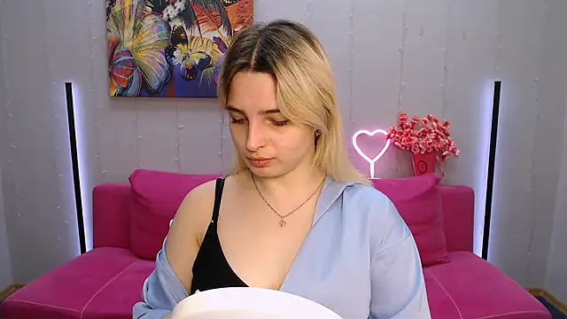 tendermeow online show from 03/22/25, 01:19