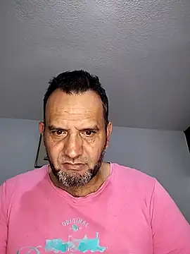 Snapshot of RogueTraveler chatting on 10/03/25, 03:14 RogueTraveler online show from 10/03/25, 03:14