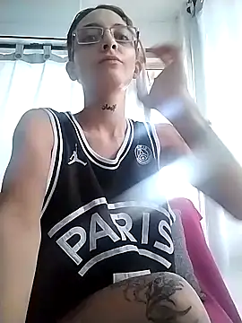 Snapshot of Dani_pegin chatting on 02/07/25, 11:56 Dani pegin online show from 02/07/25, 11:56