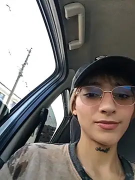 Dani pegin online show from 03/29/26, 02:17