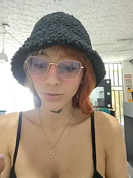 Dani pegin online show from 05/25/26, 03:07