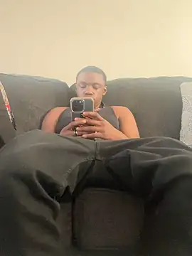 Snapshot of TransboyJay chatting on 11/03/25, 10:10 TransboyJay online show from 11/03/25, 10:10