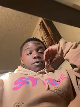 Snapshot of TransboyJay chatting on 01/08/26, 11:07 TransboyJay online show from 01/08/26, 11:07