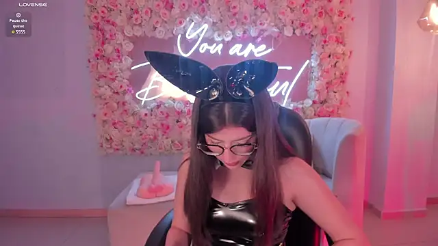 AmberFarrell online show from 02/18/25, 07:52