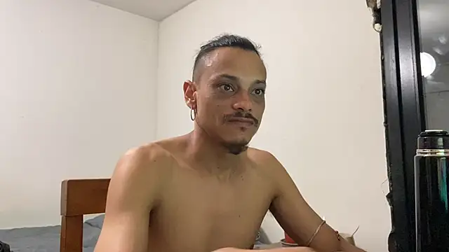 villanocat online show from 12/18/24, 06:10