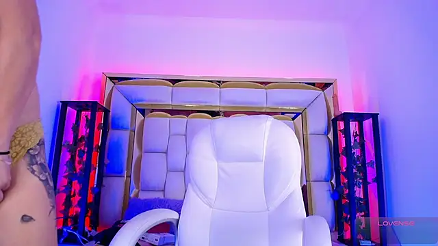 Princess Helena online show from 01/13/25, 03:12