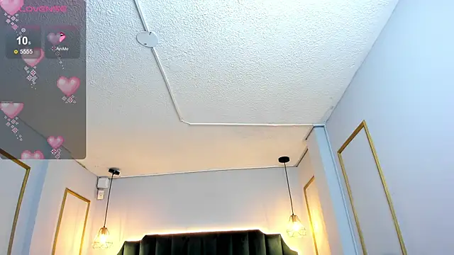 HannaPaola online show from 01/25/25, 04:02