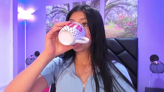 KimberlyVillaLobos online show from 11/26/25, 11:33