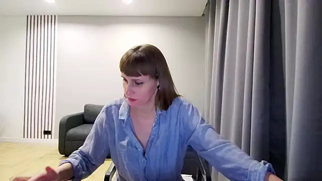 Daniella Lorente online show from 01/14/25, 11:27