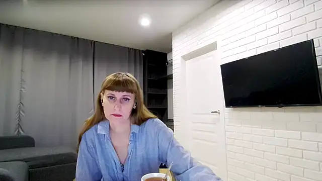 Daniella Lorente online show from 11/09/25, 10:41