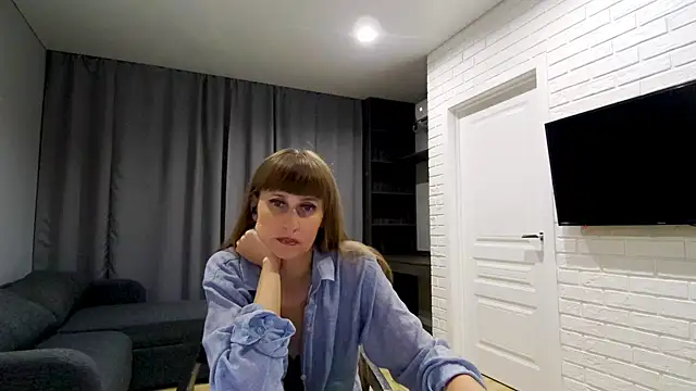 Daniella Lorente online show from 06/30/26, 11:39