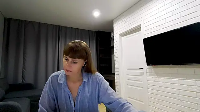 Daniella Lorente online show from 07/05/26, 07:32