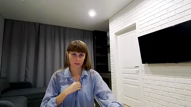 Daniella Lorente online show from 07/08/26, 11:20