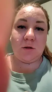 Snapshot of Anna_Curvy chatting on 03/08/25, 01:47 Anna Curvy online show from 03/08/25, 01:47