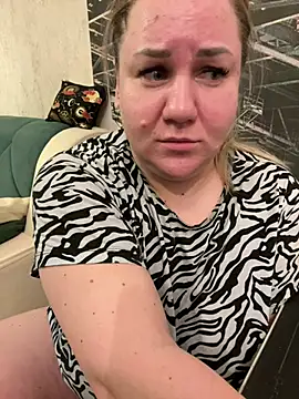 Snapshot of Anna_Curvy chatting on 03/13/25, 02:55 Anna Curvy online show from 03/13/25, 02:55