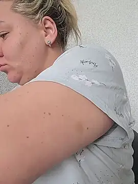 Anna Curvy online show from 03/20/26, 04:17