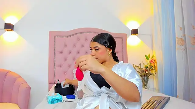 JulieeHabubu online show from 09/25/25, 03:10