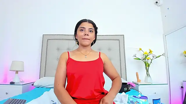 JulieeHabubu online show from 04/04/26, 08:28