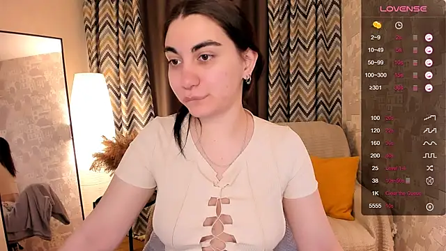 hannacheekss  online show from 03/18/25, 02:15