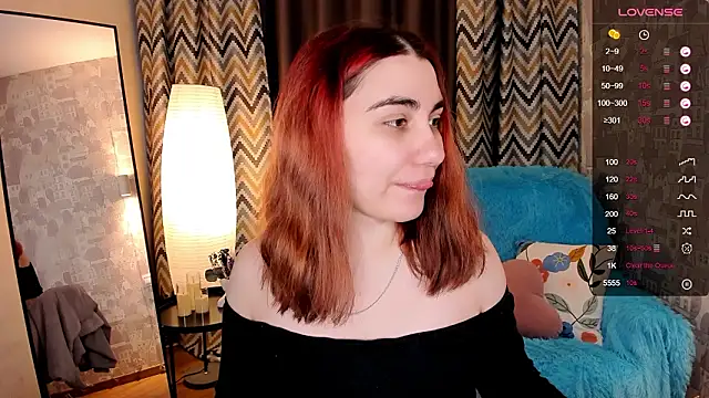 Snapshot of hannacheekss_ chatting on 02/03/26, 02:53 hannacheekss online show from 02/03/26, 02:53