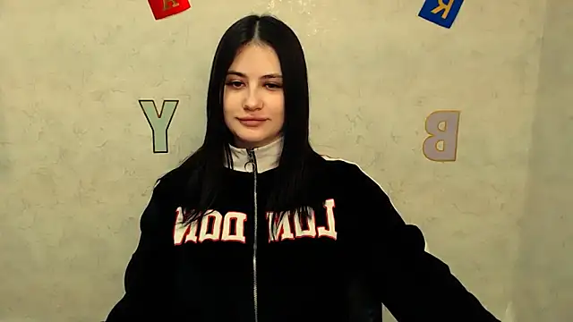 Snapshot of AliceSexyyy_ chatting on 02/13/25, 01:26 AliceSexyyy online show from 02/13/25, 01:26