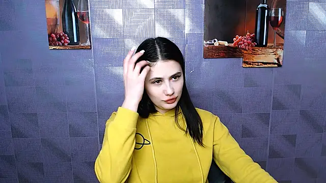 Snapshot of AliceSexyyy_ chatting on 03/10/25, 12:04 AliceSexyyy online show from 03/10/25, 12:04