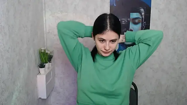 Snapshot of AliceSexyyy_ chatting on 10/23/25, 09:19 AliceSexyyy online show from 10/23/25, 09:19