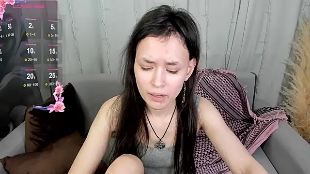 Emily Strikeee online show from 01/17/25, 12:31