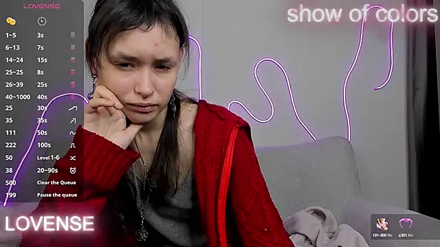 Emily Strikeee online show from 01/31/25, 09:27