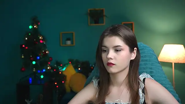 Snapshot of EvaThopson chatting on 12/08/24, 03:13 EvaThopson online show from 12/08/24, 03:13