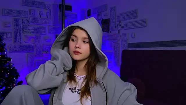 EvaThopson online show from 01/09/25, 03:34