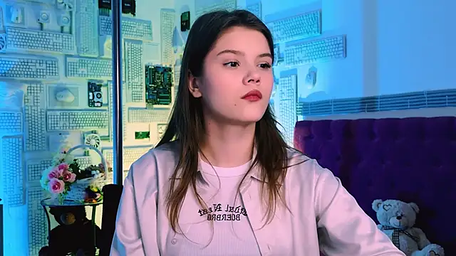 Snapshot of EvaThopson chatting on 03/21/25, 12:17 EvaThopson online show from 03/21/25, 12:17