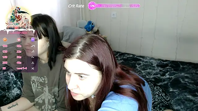 Snapshot of BettyandRich_ chatting on 12/22/24, 08:05 BettyandRich online show from 12/22/24, 08:05