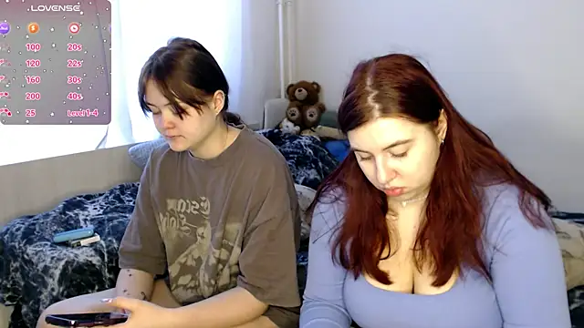 Snapshot of BettyandRich_ chatting on 03/20/25, 07:47 BettyandRich online show from 03/20/25, 07:47