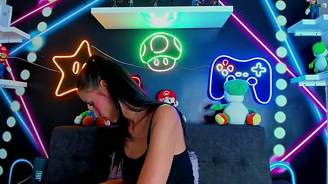 ChanelAdamss  online show from 02/06/25, 08:56