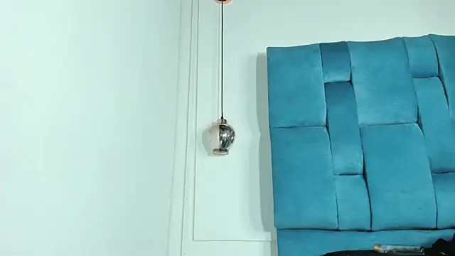 mia  fernandez online show from 03/23/26, 07:07