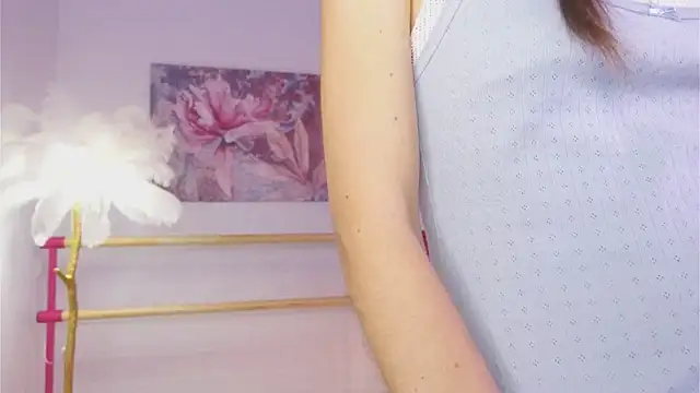 lylylovesyou online show from 12/16/24, 05:38