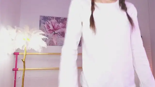 lylylovesyou online show from 12/23/24, 05:39