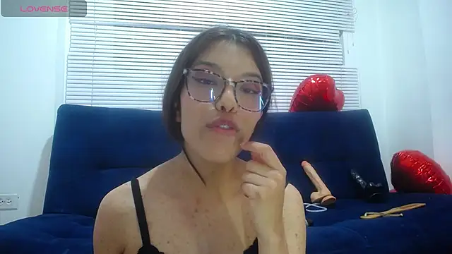  lucysmith online show from 03/12/25, 06:18