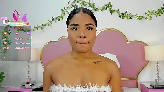 Snapshot of NahiaraReina chatting on 09/11/25, 01:22 NahiaraReina online show from 09/11/25, 01:22