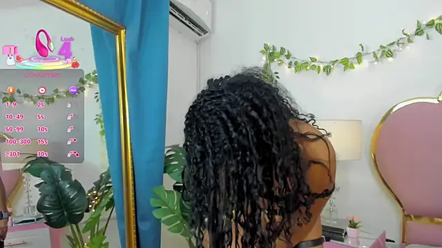 Snapshot of NahiaraReina chatting on 09/15/25, 01:00 NahiaraReina online show from 09/15/25, 01:00