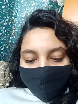 Deshi Chori online show from 12/25/24, 06:52