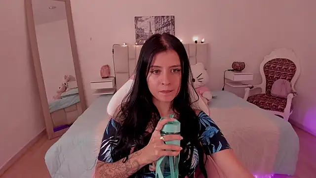 yenny garcia online show from 02/13/26, 06:26