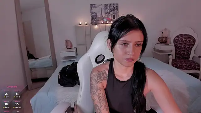 yenny garcia online show from 03/31/26, 06:30